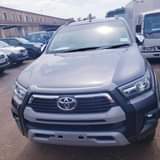 used toyota hilux
