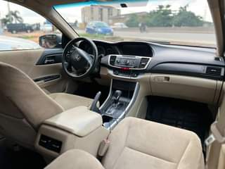 A picture of 2014 HONDA ACCORD