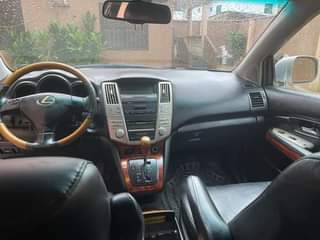 A picture of Lexus Rx 350