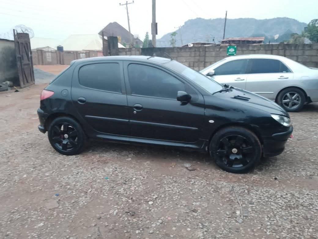 A picture of 2007 Peugeot 206