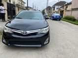 A picture of 09030746449 Toyota Camry XLE 014 model fullest option thurmstart sunroofs