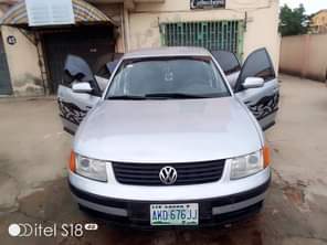A picture of 1 8 engine capacity like Toyota Corolla engine capacity it