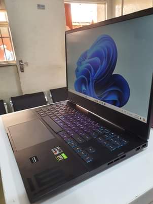 hp laptops