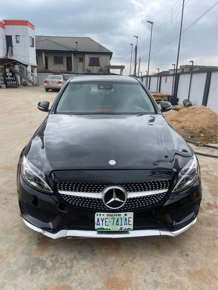 A picture of Tokubo standard 2017 Mercedes Benz C300 Buy and drive nothing