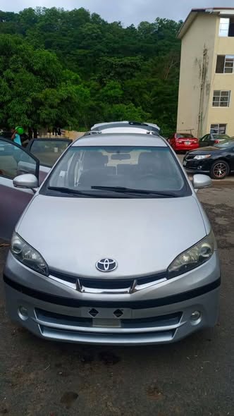 A picture of Toyota wish