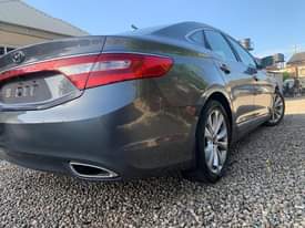 A picture of Hyundai azera