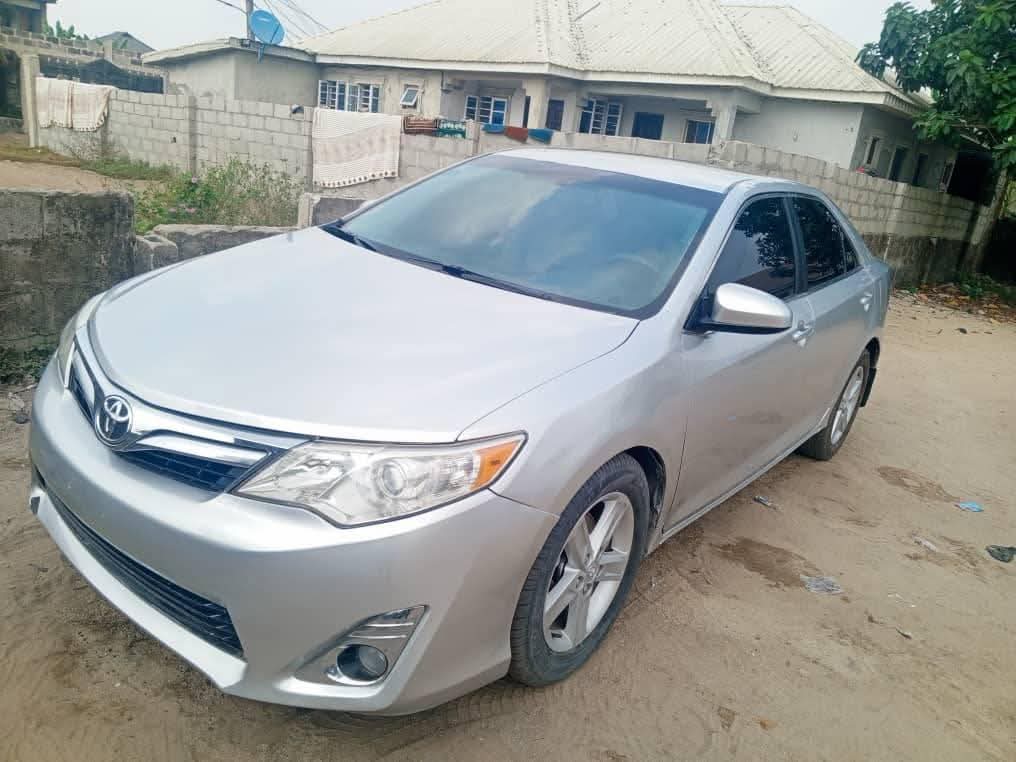 A picture of 2014 Toyota camry