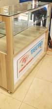 A picture of Glss Display Counters