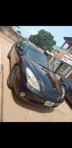 A picture of 2004 ES 330 Dealer s deal Everything working perfectly Nothing