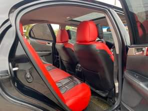 A picture of Another awoof 1 month used ES330 2006 First body V6