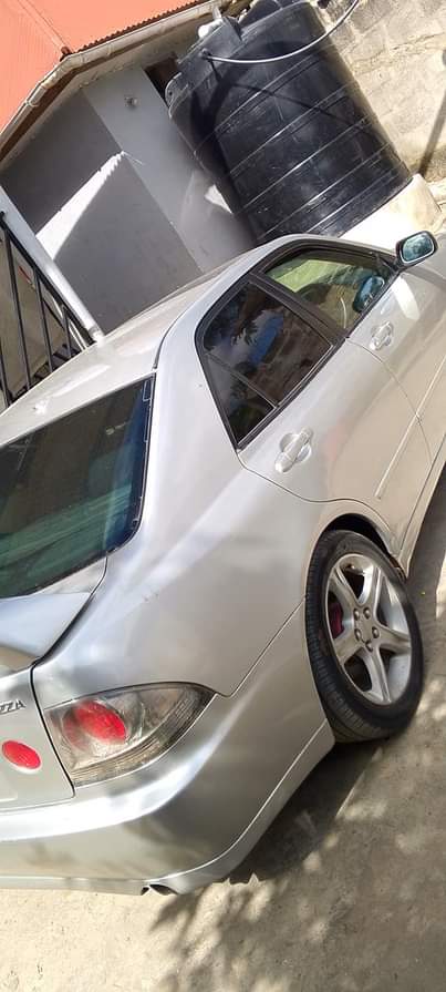 A picture of Toyota Allteza