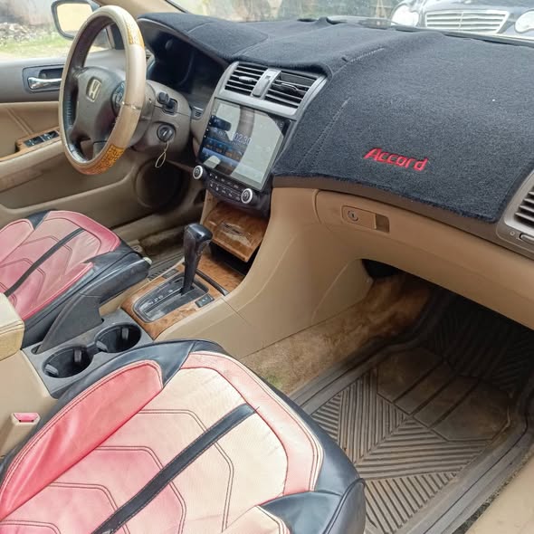 A picture of Honda accord EOD 2006