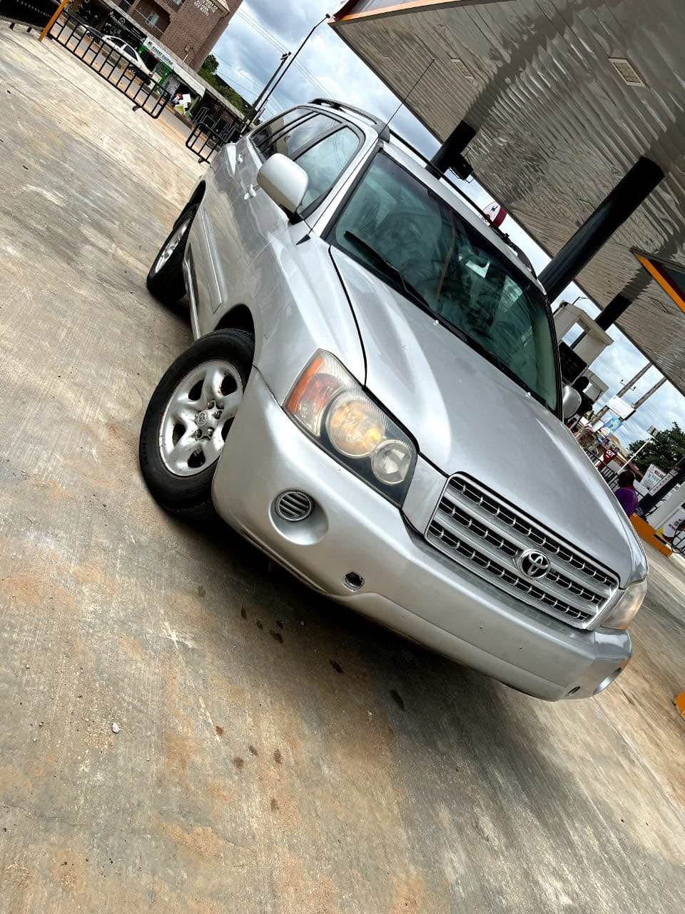 A picture of Toyota highlander