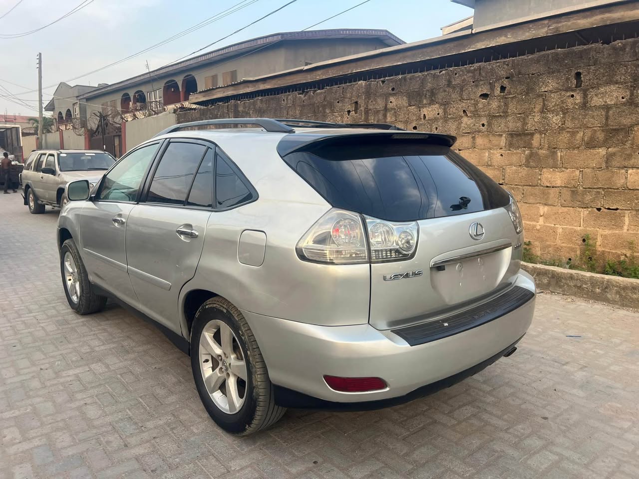 A picture of Lexus Rx 330 2006 Toks Standard