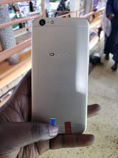 A picture of Oppo A57 64gb 230k
