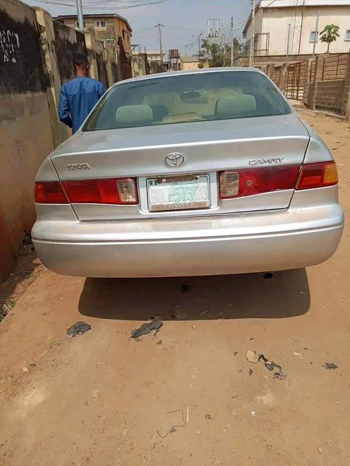 A picture of Toyota Camry 2002 Engine gear Ac not chilling 2.2m to