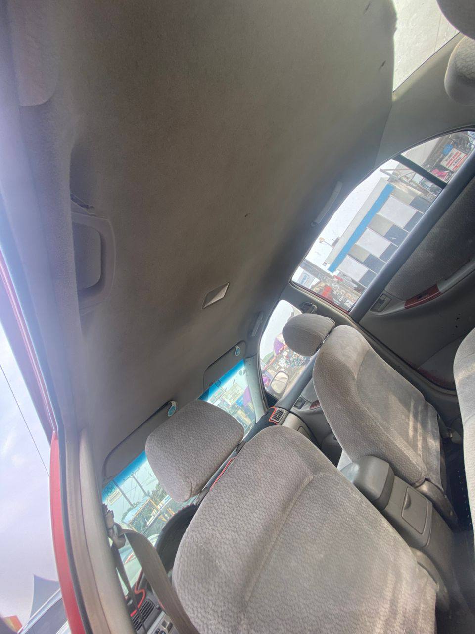 A picture of Toyota Corolla 04