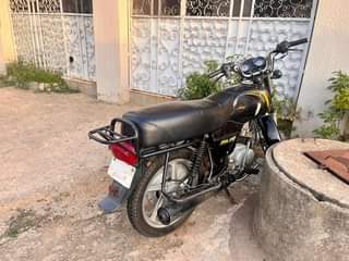 A picture of TVS HLX Electric Start 