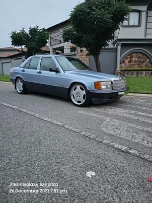 mercedes benz 190e