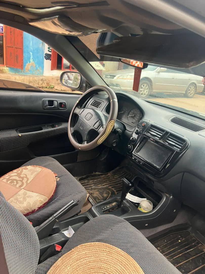 A picture of DISTRESS Honda civic Automatic transmission untampered engine and gear box