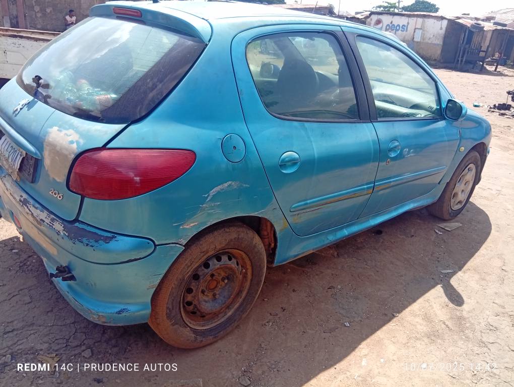 A picture of Peugeot 206 manual distress sale
