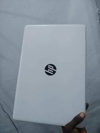 A picture of HP LAPTOP