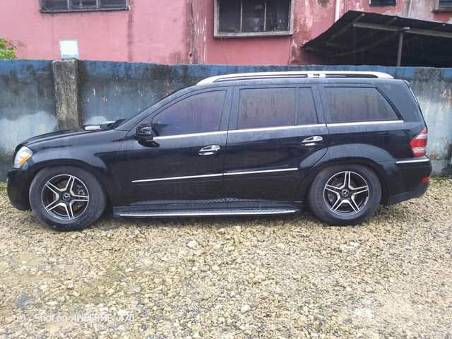 A picture of Super clean Mercedes Benz GL 450 for sale in Uyo