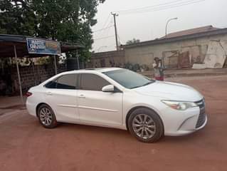 A picture of 2015 XLE Toyota Camry