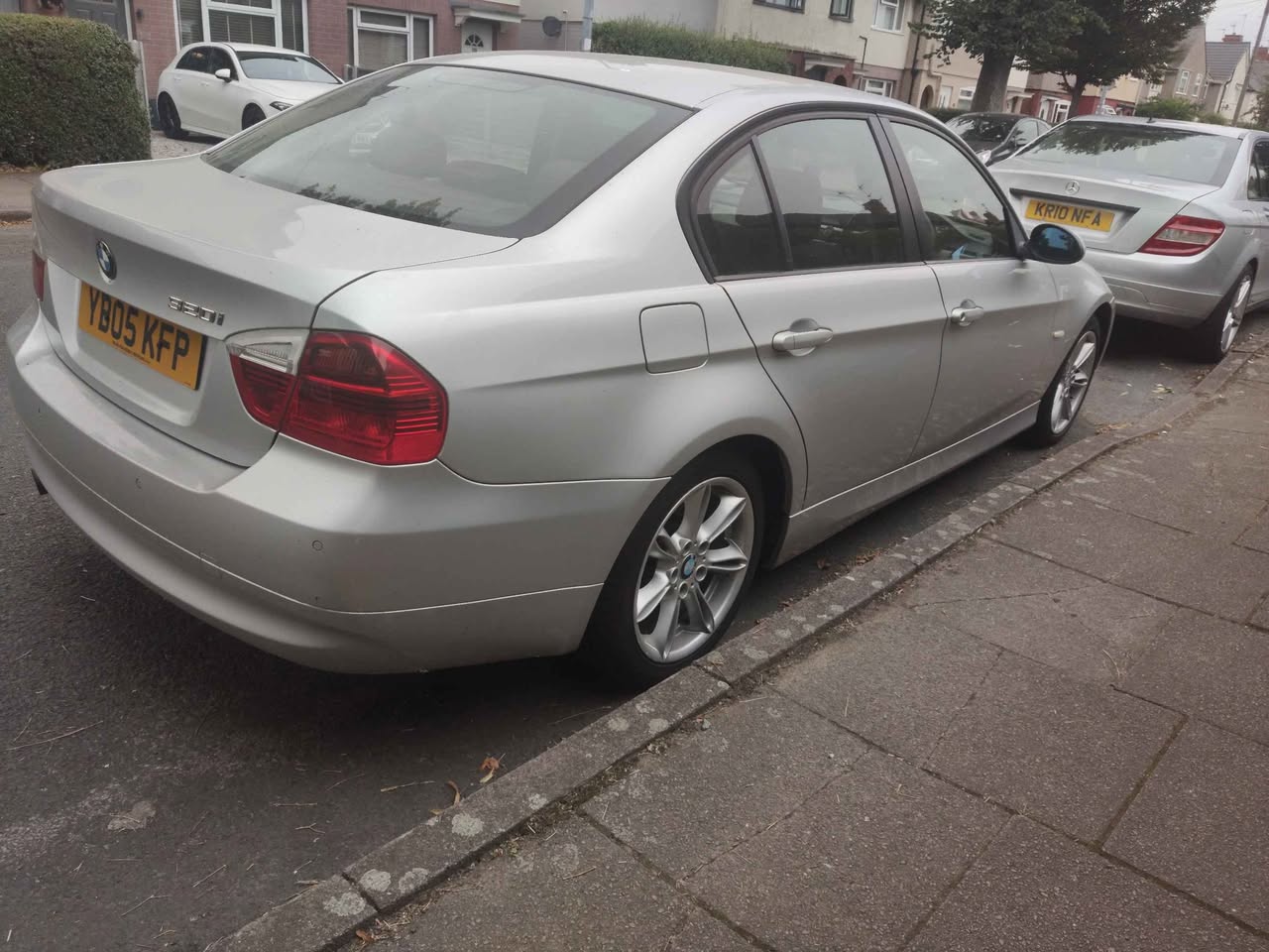 cars under 1000