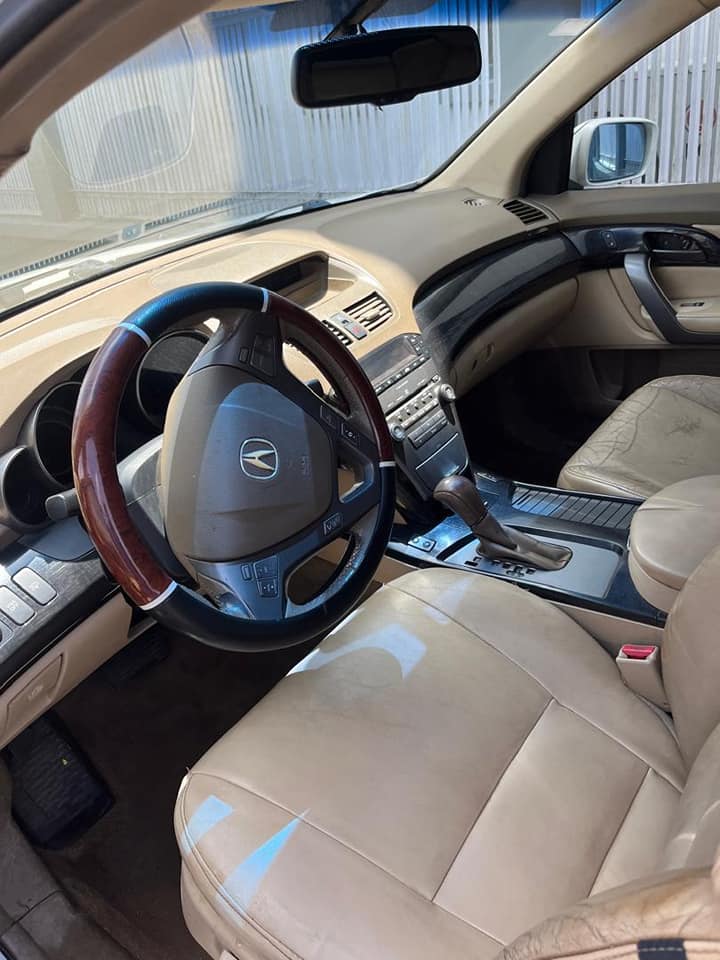 A picture of Acura MDX 2008