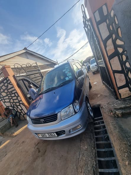 A picture of Car