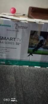 A picture of Hisense smart tv 32inch
