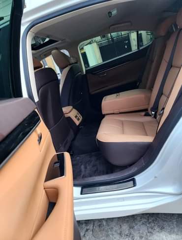 A picture of SEPT 2024 entry Lexus ES350 Year 2016 Thumbstart Start Sports