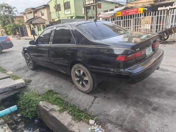 A picture of Dealer deal not negotiable awoof Camry pure first body pan