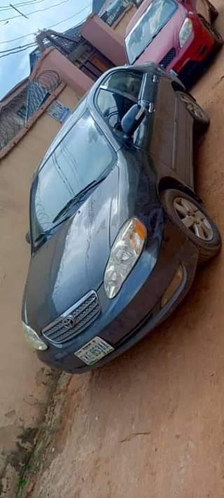 A picture of Toyota Corolla 05