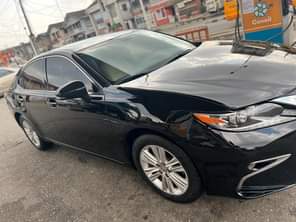 A picture of Foreign usedaccident free full option 2014 upgraded to 2018 ES350