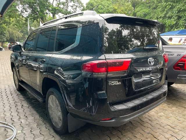 A picture of  2023 Brand new BULLETPROOF Toyota Land Cruiser Twin Turbo