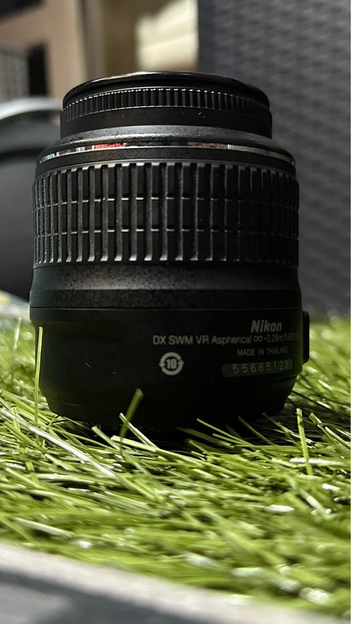 A picture of Camera NIKON D5200