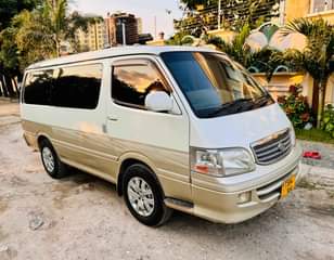 A picture of Hiace custom inatumia mafuta na gesi 