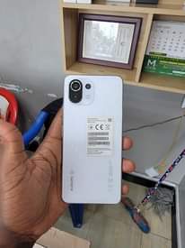 A picture of Redme xiaomi 11 Lte 5g NE
