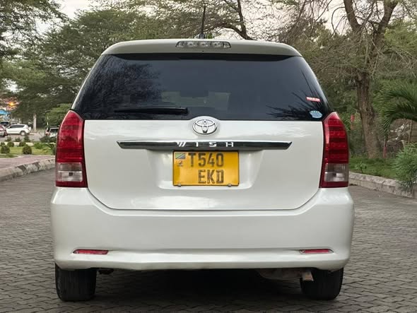A picture of Toyota Wish