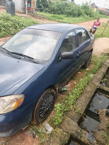 A picture of DISTRESS SALE Super Clean and Sharp Toyota Corolla 2004 2