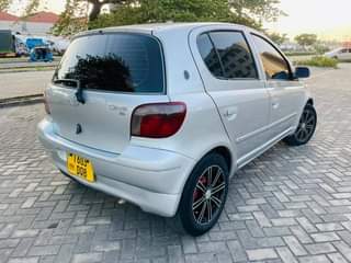 A picture of  TOYOTA_VITZ_0620356906
