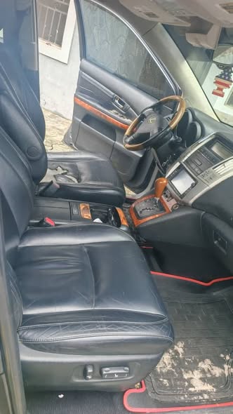 A picture of Awoof Deal Registered 2005 Lexus Rx330 Tokunbo standard 2022 Entry