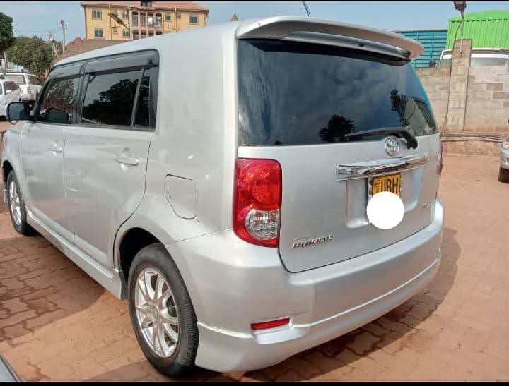 A picture of TOYOTA RUMION