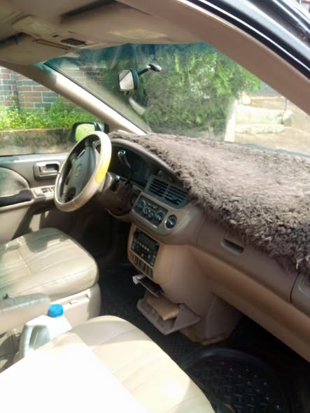 A picture of Toyota Sienna