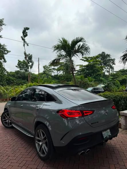A picture of 2021 Mercedes Benz GLE 53