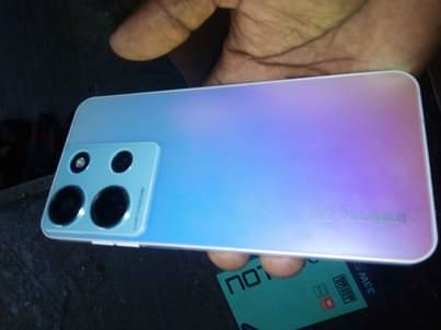 A picture of Infinix not 30