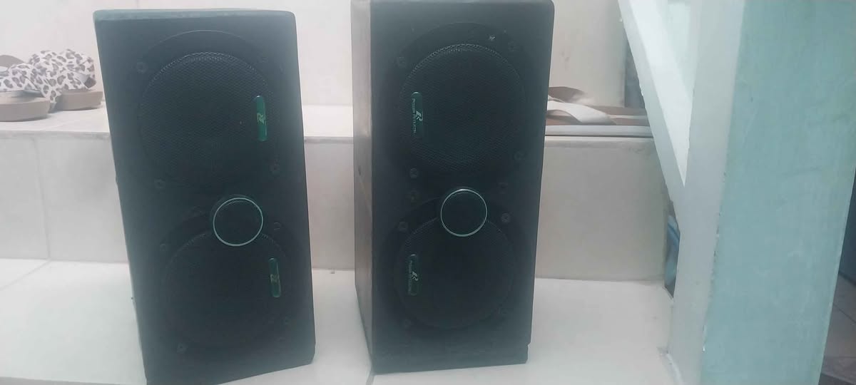 speakers