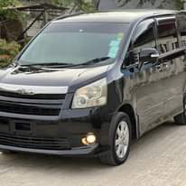 A picture of Toyota noah